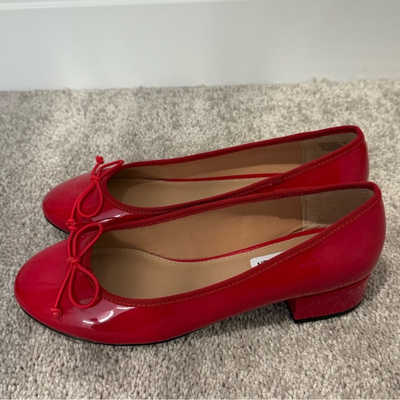 Steve Madden Cherish Red Patent Bow Heeled Ballet Flats - Picture 2 of 3